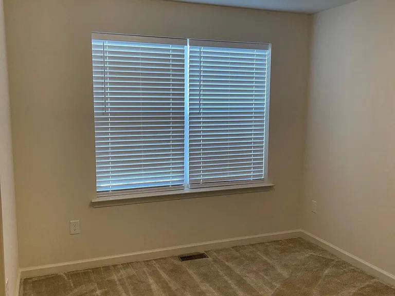 1434 Carrick Ct — Photo 18
