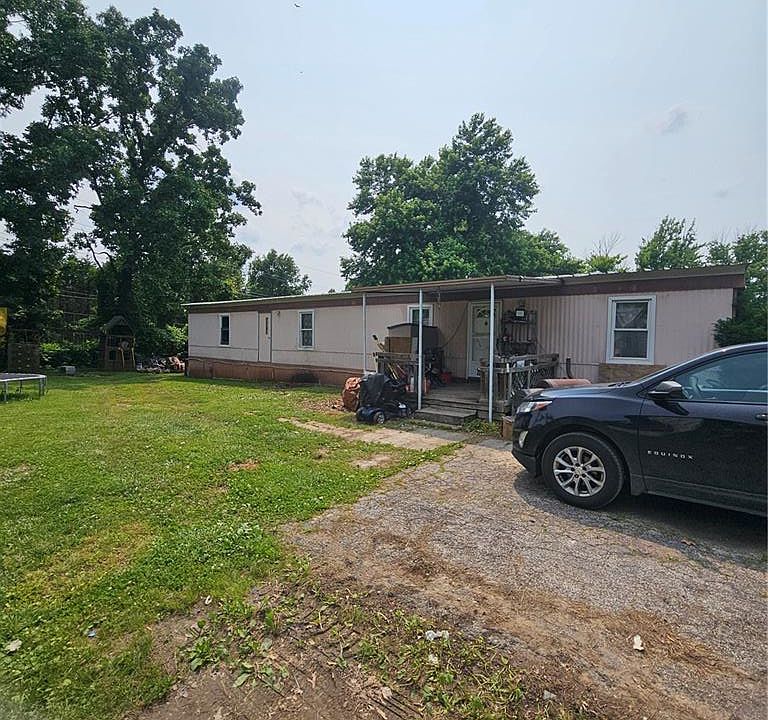 2nd image of 6647 Jenny Ct