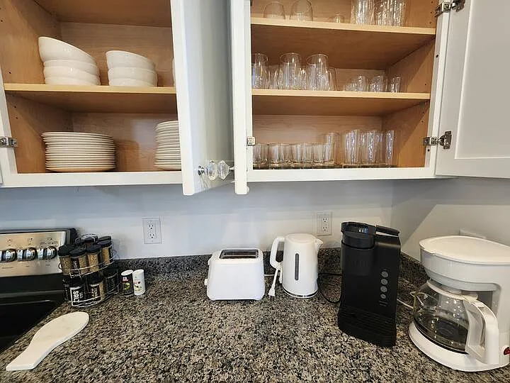 Keurig, coffee pot, hot water heater, toaster, spices...we've got you covered!