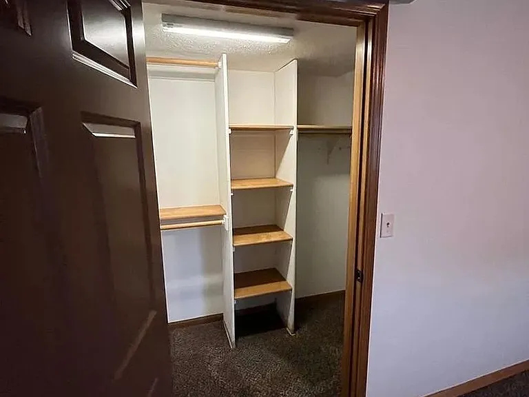 8020 Renatta Dr — Photo 15