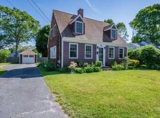 53 Spruce St, Hyannis, MA 02601