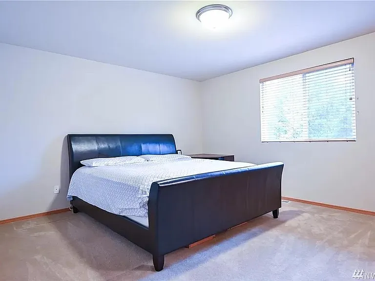 2504 156th Pl SW — Photo 9