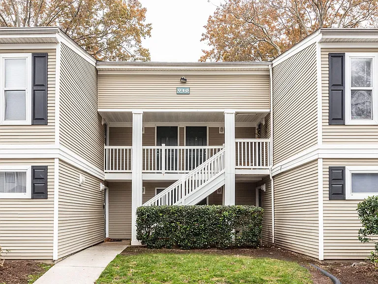 Sea Pines — Photo 14
