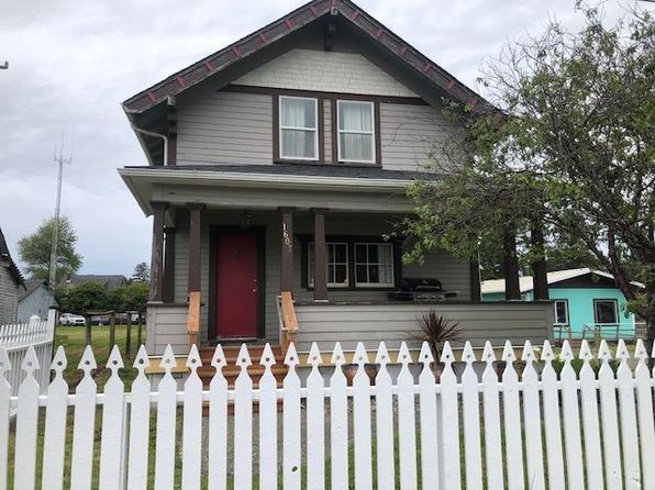 1607 Bay Ave