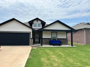 525 Remington Ave, Jones, OK 73049