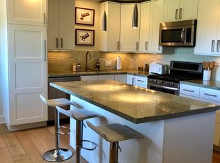 550 Scenic Dr #A, Santa Barbara, CA 93103