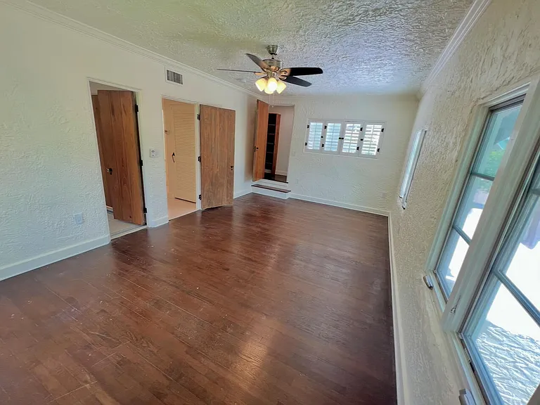 302 Fordham Dr — Photo 19