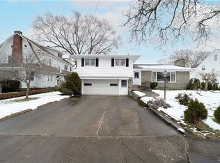 400 Wendell Ter, Syracuse, NY