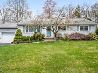24 Sandra Ln, Wayne, NJ 07470