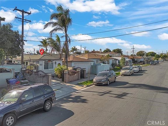 4th image of 4610 Leonis St