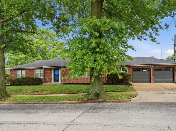 3460 Regal Pl, Saint Louis, MO 63139