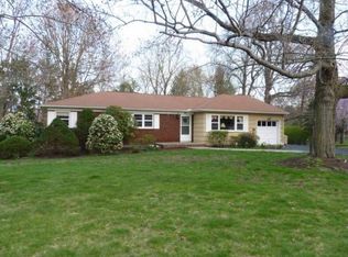 86 Sutin Pl, Spring Valley, NY 10977