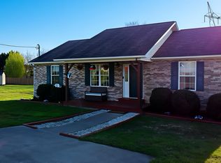 613 Carmack Ct, Dandridge, TN 37725