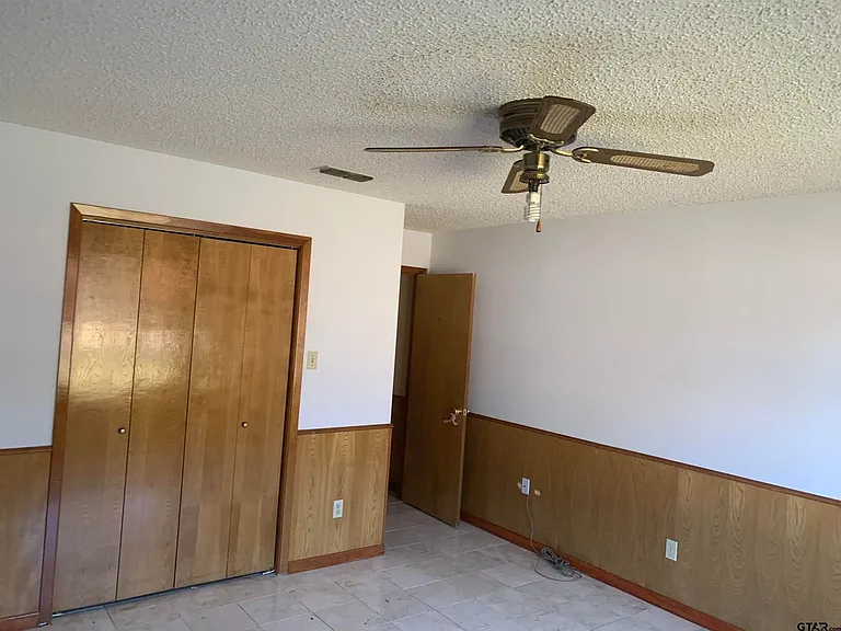 23077 Three Points Dr — Photo 9
