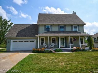 9531 Hill Rd, Swartz Creek, MI 48473