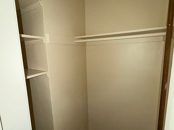 4th image of 827-831 S Oxford Ave #5
