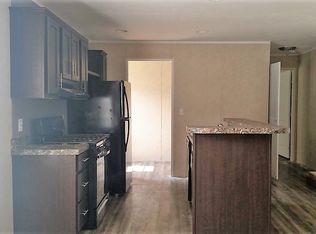 270 Littleton Rd TRLR 177, Chelmsford, MA 01824