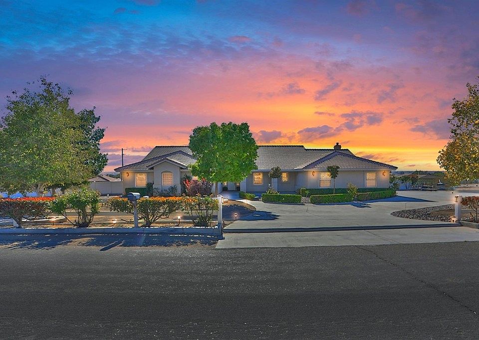 14770 Kokomo Rd, Apple Valley, CA 92307 Zillow