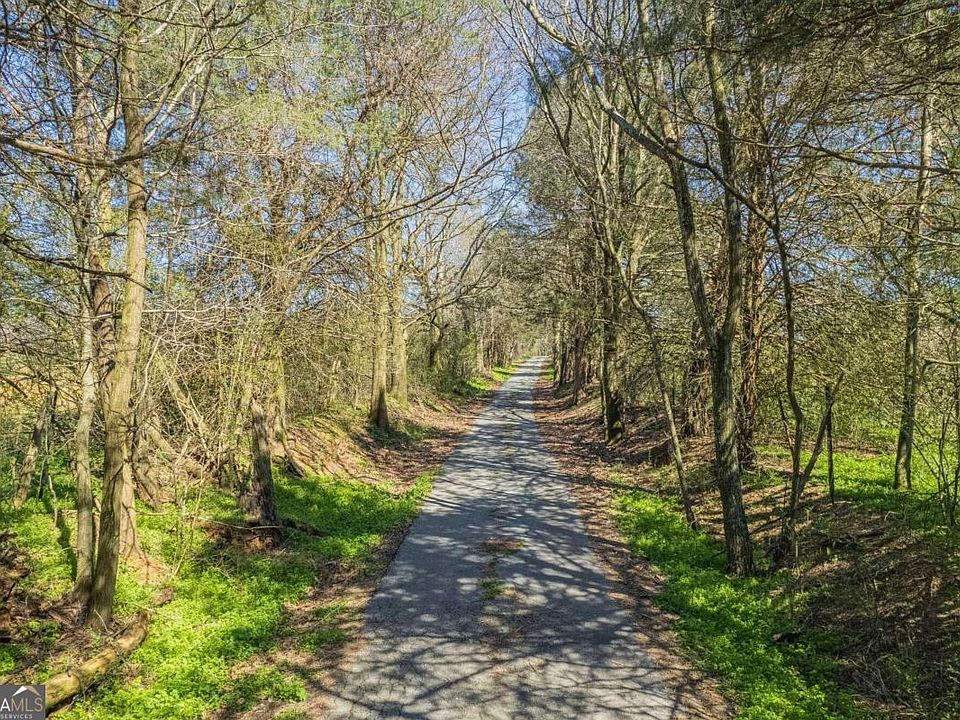 1st image of 466 Stone Ln #1