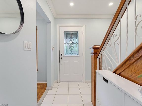 4th image of 23 Nightingale St