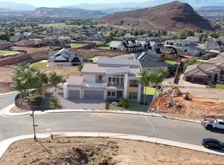 2114 S Pinto St, Saint Washington, UT 84780