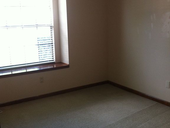 3rd image of 12640 Cachet Dr
