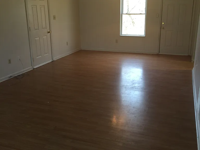 1299 Crescent Ct — Photo 5