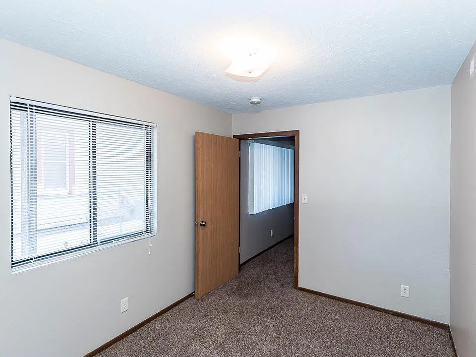 1st bedroom