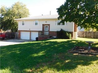 211 Silvey Rd, Lawson, MO 64062