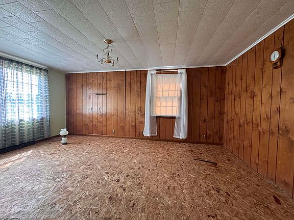 4th image of 1823 N 21st St