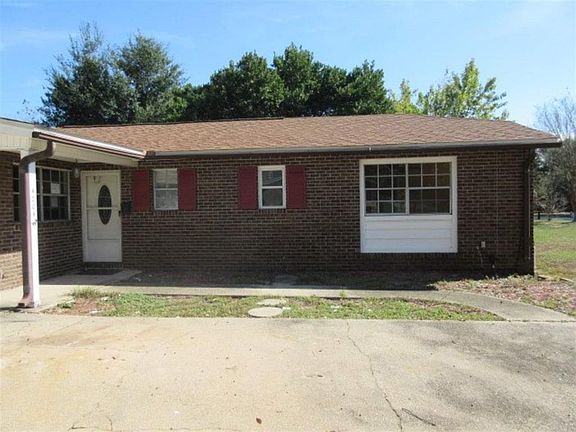 5th image of 4204 Lynn Ora Dr