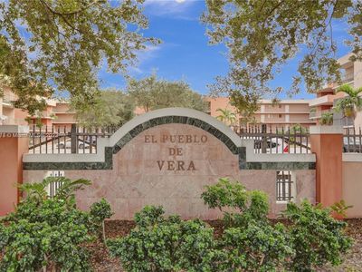5825 W 25th Ct APT 403, Hialeah, FL, 33016