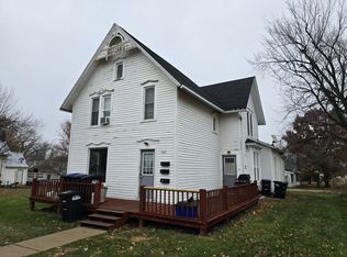 949 13th St #1, Marion, IA 52302