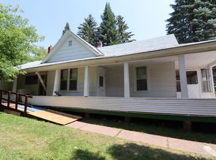 707 W Bayfield St, Washburn, WI 54891