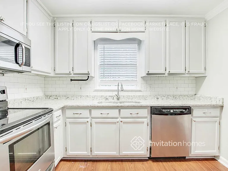 2774 Douglas Ct NW — Photo 11