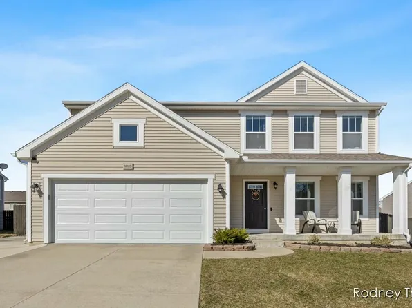 10113 Castle Creek Cir, Galesburg, MI 49053