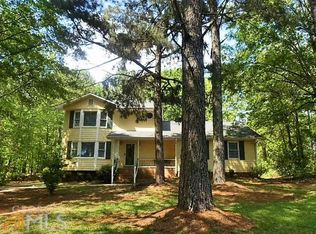 30 Harris Dr, Locust Grove, GA 30248