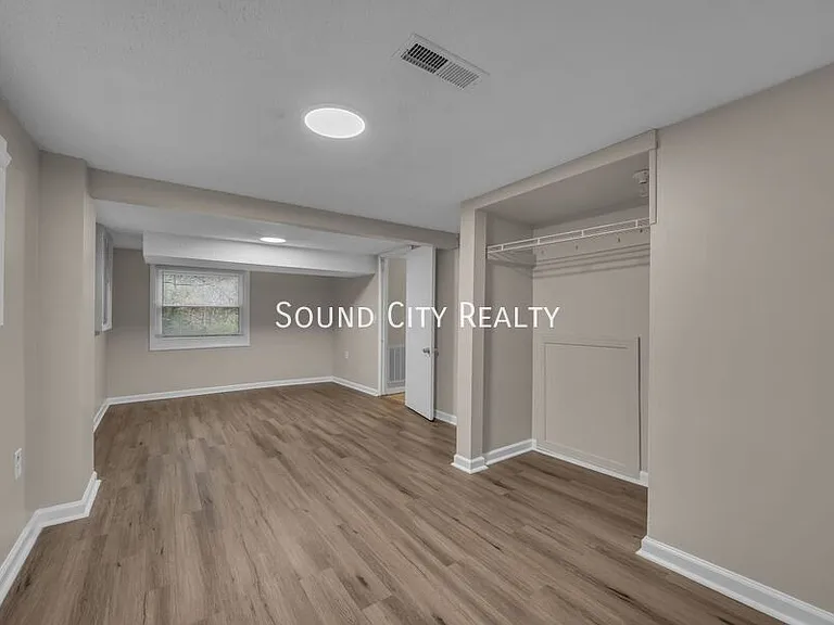 2820 Saint Edwards Dr — Photo 12