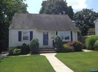 160 W Main St, Bergenfield, NJ 07621