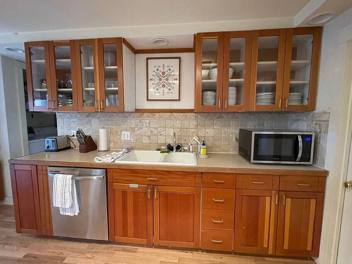 2 bed, 1.0 bath, 1098 sqft, $3,400 — Photo 3
