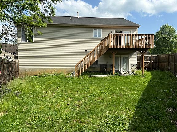 3rd image of 3652 Pondside Ct