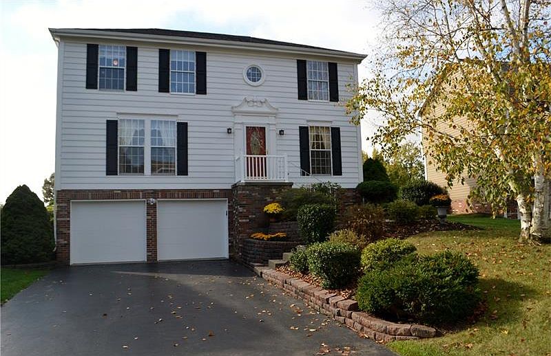 1st image of 405 Pebble Creek Dr