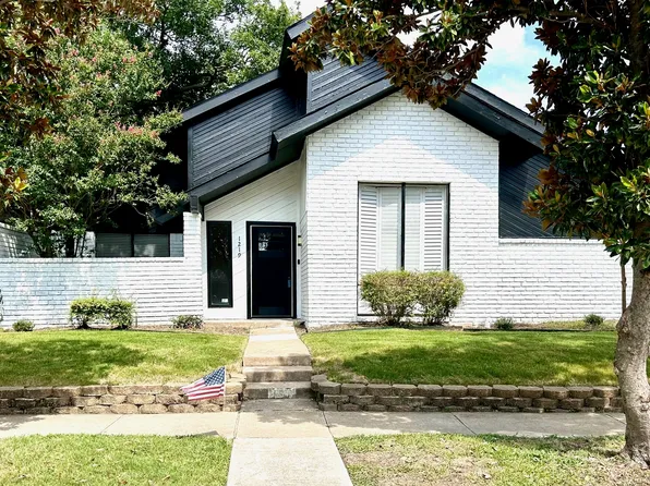 1219 Whispering Oaks Ln, Richardson, TX 75081