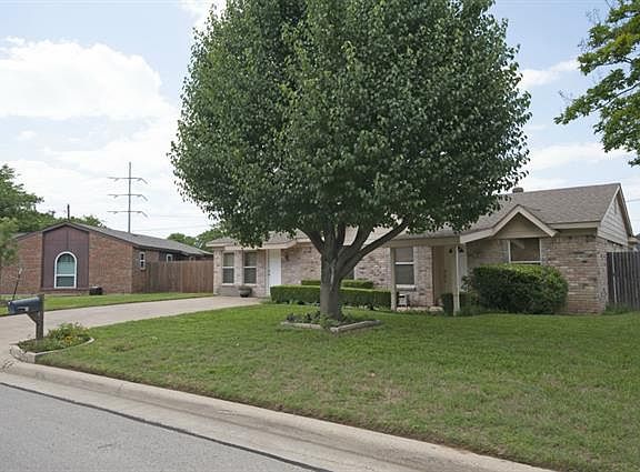 2nd image of 5105 Lasalle Dr