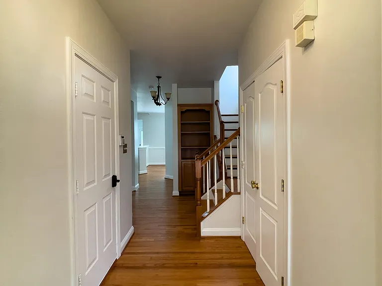 14741 Dogwood Park Ln — Photo 3