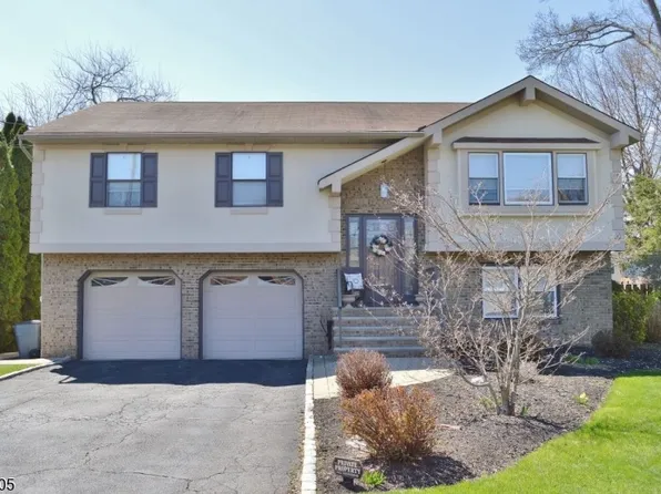 29 Hugenot St, East Hanover Twp., NJ 07936
