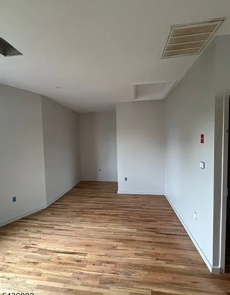 213 Lakeview Ave — Photo 9