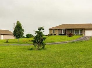 14110 Fairmount Rd, Basehor, KS 66007
