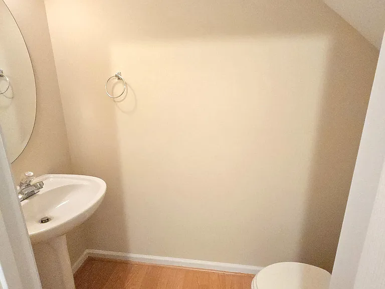 9819 Layla Ave — Photo 15