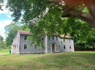 64 Shore Rd, Old Lyme, CT 06371